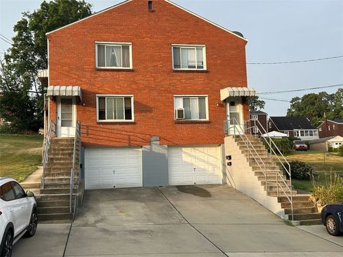 1823 Texas Ave, West Mifflin, PA, 15122-3955 | Card Image