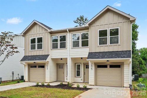 7523/7525 Lawyers Road, Charlotte, NC, 28227 | Card Image