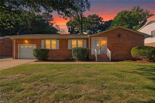1057 Clipper Dr, Hampton, VA, 23669-1024 | Card Image