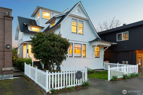 116 4th Ave N, Edmonds, WA, 98020-3114 | Card Image