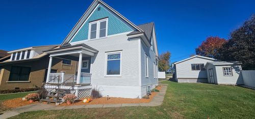 110 W Catlin St, ELIZABETH, IL, 61028-8022 | Card Image