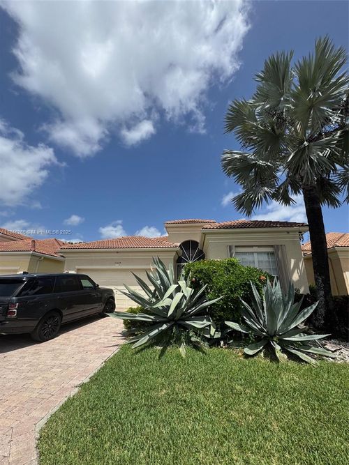 15379 Fiorenza Cir, Delray Beach, FL, 33446-3293 | Card Image