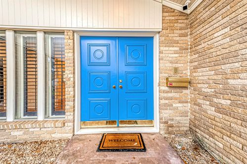 5723 Jason St, Houston, TX, 77096-2112 | Card Image