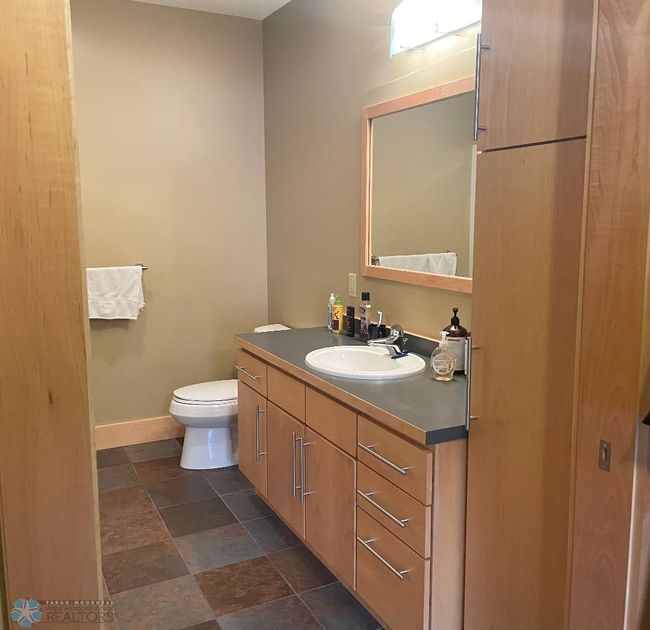 Bathroom.jpg | Image 18