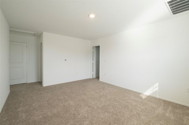 7514 Poppy Petal Loop, House other with 4 bedrooms, 3 bathrooms and 4 parking in Del Valle TX | Image 13