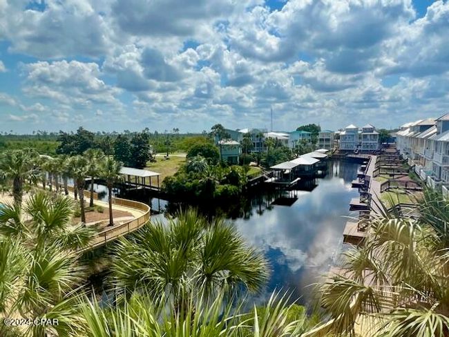 UNIT-300 - 3300 Highway 98, Condo with 3 bedrooms, 3 bathrooms and null parking in Mexico Beach FL | Image 44