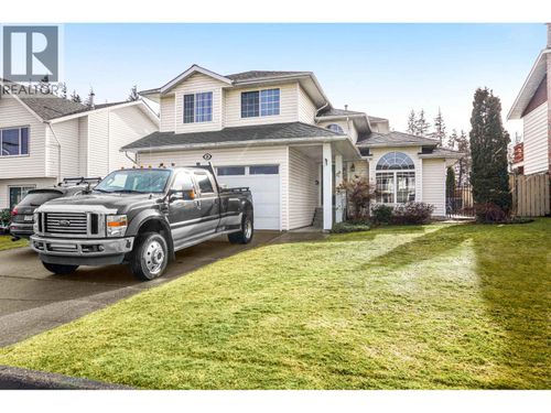 76 Sparks St, Kitimat, BC, V8C2R8 | Card Image