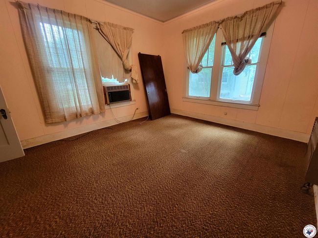 607 N Walnut St, House other with 2 bedrooms, 1 bathrooms and null parking in Clarksville TX | Image 11