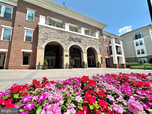 1-310-2465 Army Navy Dr, ARLINGTON, VA, 22206-2980 | Card Image