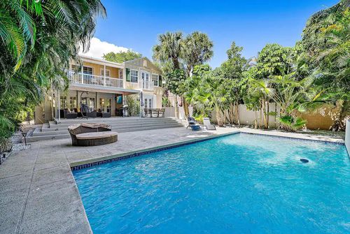 4110 Washington Rd, West Palm Beach, FL, 33405-2742 | Card Image