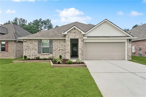 28399 Longfellow Ln, Albany, LA, 70711-4242 | Card Image