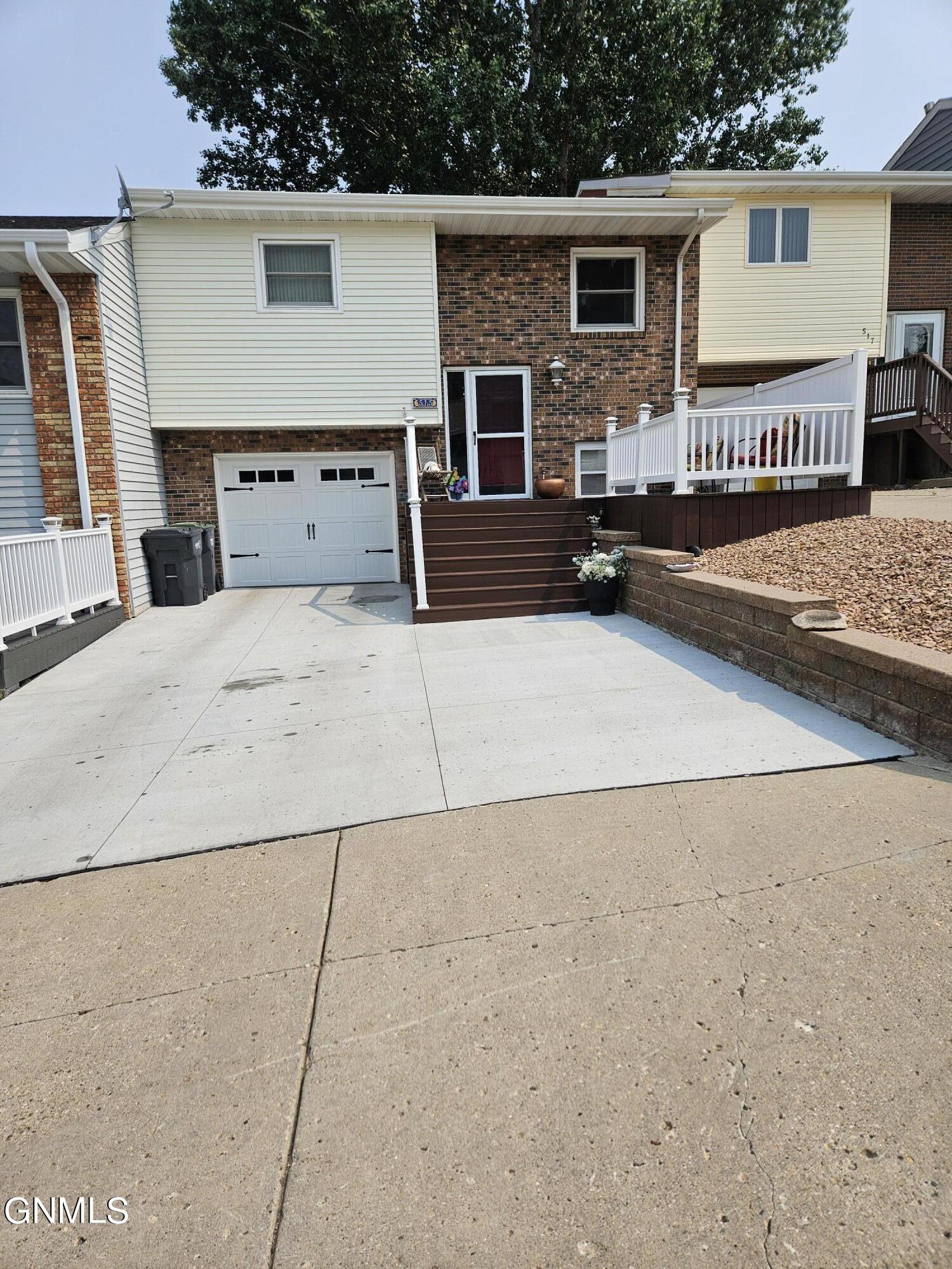 Marilyn Dr, Mandan, ND 58554