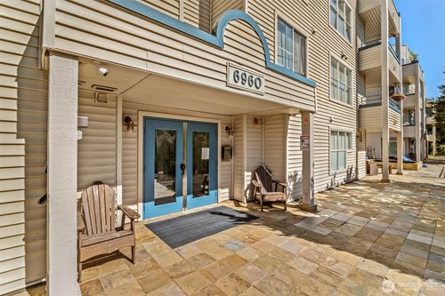 apt-a106-6960 California Ave Sw, Seattle, WA, 98136-1900 | Card Image