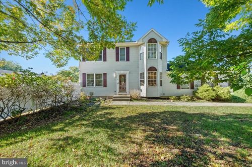 2 Katherine Ct, BLACKWOOD, NJ, 08012-5100 | Card Image