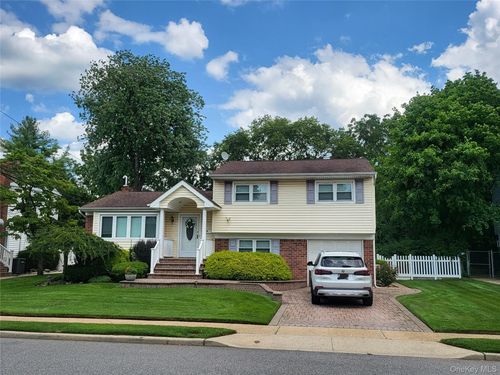 50 Sylvia Ln, Plainview, NY, 11803-4802 | Card Image