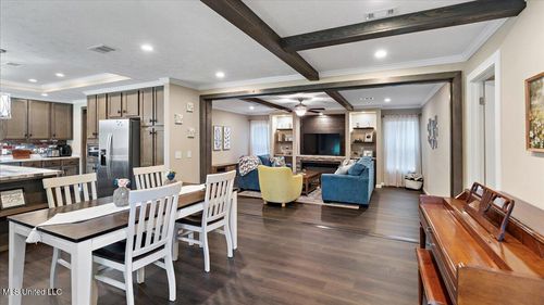 349 Lake Harbor Rd, Brandon, MS, 39047-9542 | Card Image