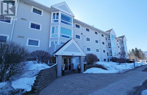 780 Gordon St, Thunder Bay, ON, P7E6S1 | Card Image