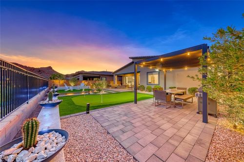 93 Reverie Heights Ave, Henderson, NV, 89011-4298 | Card Image