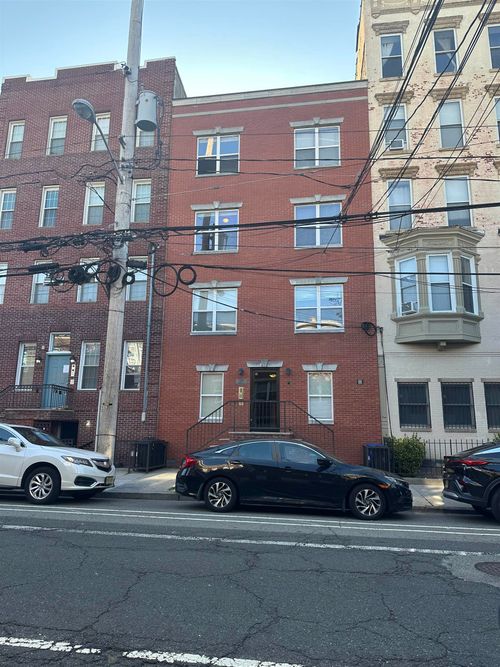 apt-2-226 Madison St, Hoboken, NJ, 07030-8211 | Card Image
