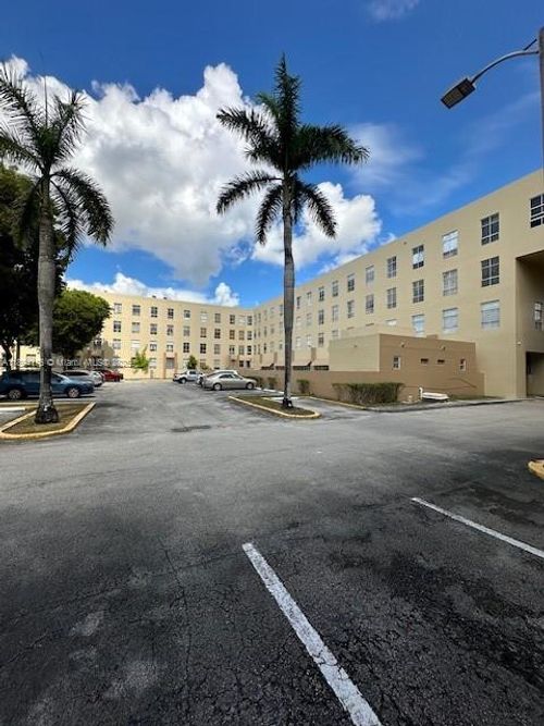 apt-237-7420 W 20th Ave, Hialeah, FL, 33016-5545 | Card Image