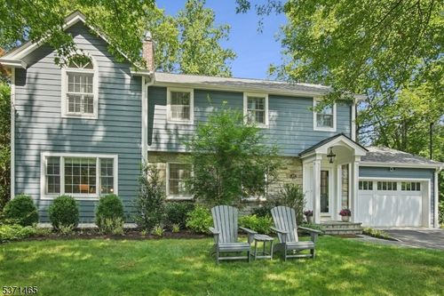 47 Parkview Ter, Summit, NJ, 07901-3247 | Card Image