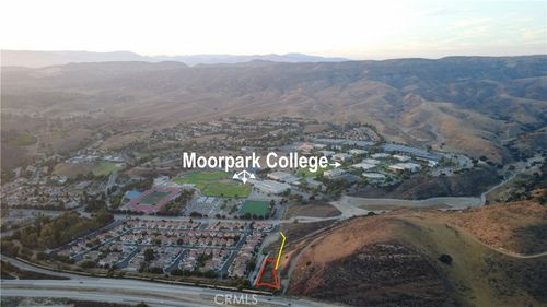 6422 Beragan St, Moorpark, CA, 93021 | Card Image