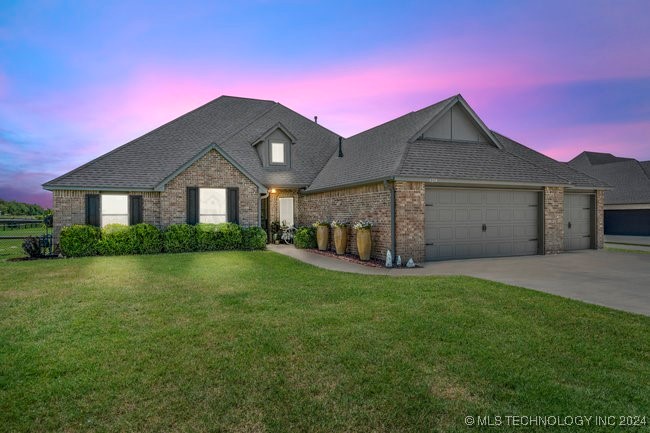 126th Pl, Collinsville, OK 74021