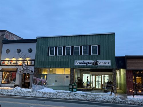 425-423-425 Main St, Bennington, VT, 05201-2141 | Card Image