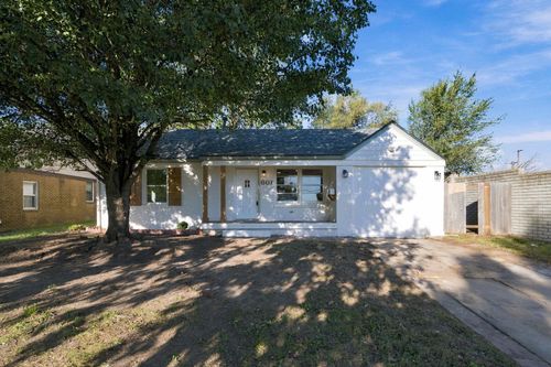 601 S Calhoun, Wichita, KS, 67207 | Card Image