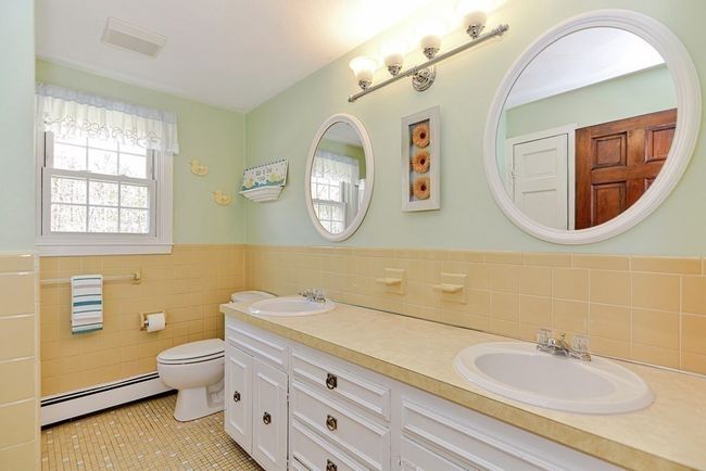 47 Carl Rd, House other with 4 bedrooms, 4 bathrooms and 4 parking in Walpole MA | Image 20