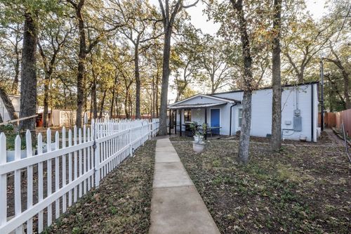 9953 Greentree Ln, Wills Point, TX, 75169-3809 | Card Image