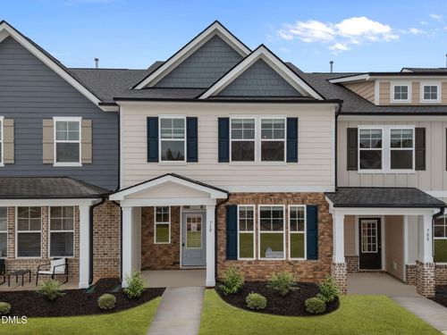 548-710 Winton Way, Wake Forest, NC, 27587-2390 | Card Image