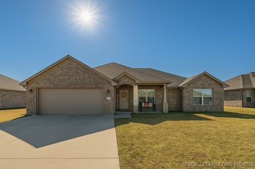 3617 Rock Bluff Dr, Durant, OK, 74701-6313 | Card Image