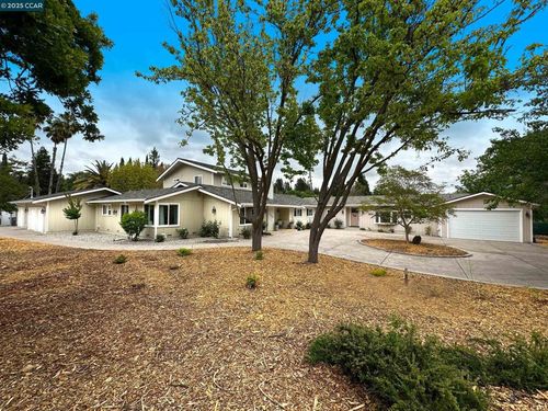 2200 Tice Valley Blvd, Walnut Creek, CA, 94595-2616 | Card Image