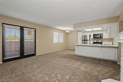 76-4340 Sanderling Cir, Las Vegas, NV, 89103 | Card Image