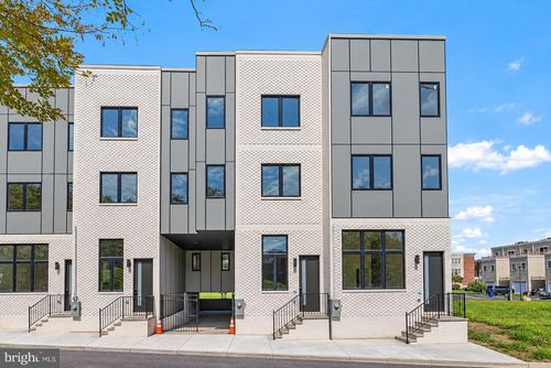 2425 Hartranft St, PHILADELPHIA, PA, 19145-5315 | Card Image