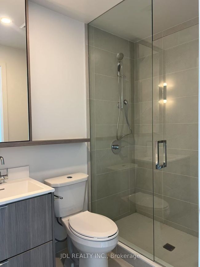 613 - 625 Sheppard Ave E, Condo with 2 bedrooms, 1 bathrooms and null parking in North York ON | Image 9