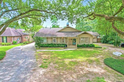 1547 Avondale Dr, Baton Rouge, LA, 70808-1307 | Card Image
