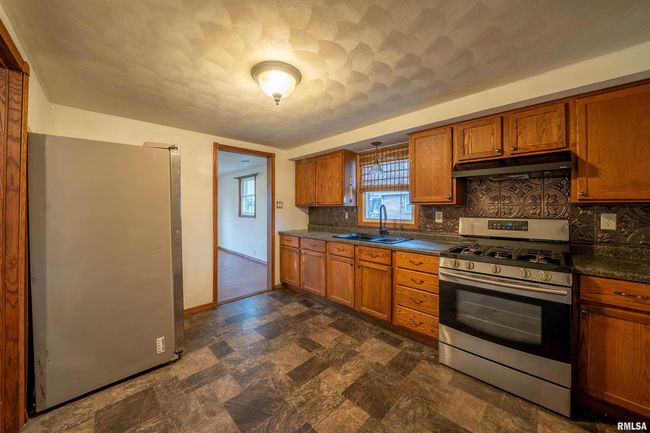 704 S Meadow Ln, House other with 2 bedrooms, 1 bathrooms and null parking in Manito IL | Image 10