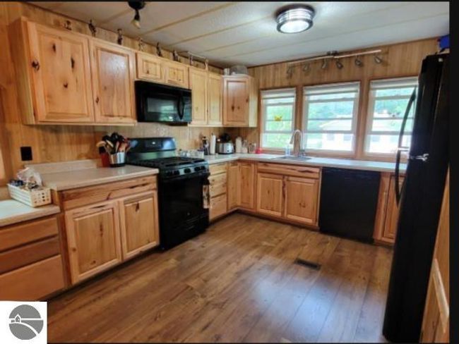 13876 Merril Ave Ne, House other with 2 bedrooms, 1 bathrooms and null parking in Kalkaska MI | Image 6