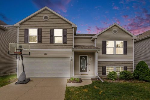 8837 Geiser Grv, Richland, MI, 49083-8800 | Card Image
