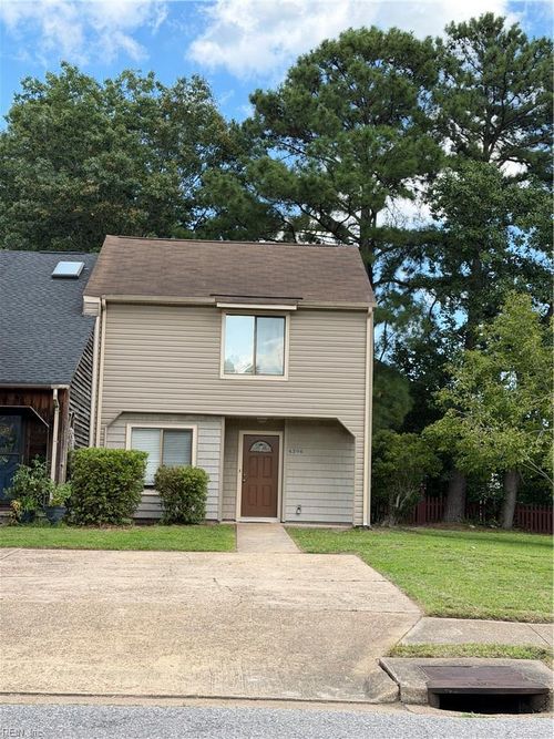 4396 Silverleaf Dr, Virginia Beach, VA, 23462-5736 | Card Image