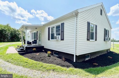 123 Firehouse Rd, Breezewood, PA, 15533-1001 | Card Image