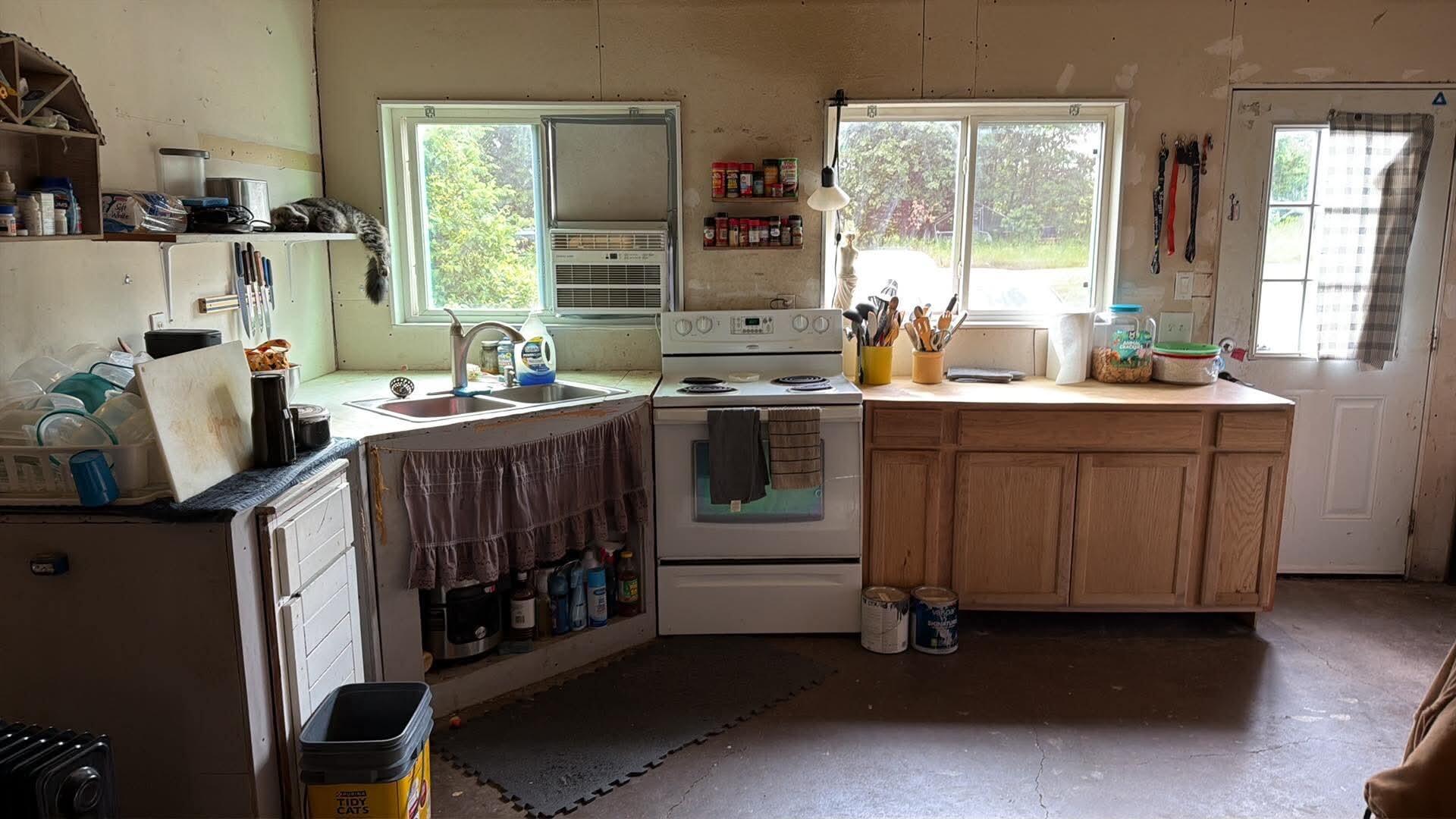 Residential in Fordland 3