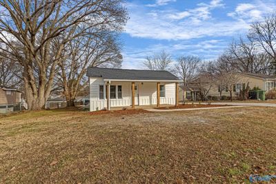 1313 Oshaughnessy Avenue Ne, House other with 2 bedrooms, 2 bathrooms and null parking in Huntsville AL | Image 1