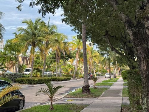 46-3768 Ne 167th St, North Miami Beach, FL, 33160-3538 | Card Image