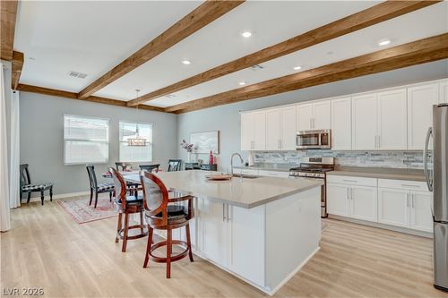 713 Corelli Cove St, Henderson, NV, 89011-5523 | Card Image