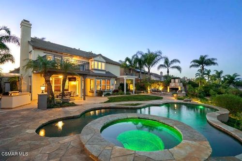 490 Peter Pl, Simi Valley, CA, 93065-5942 | Card Image