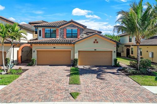 unit-7904-17351 Cherrywood Ct, BONITA SPRINGS, FL, 34135-9155 | Card Image