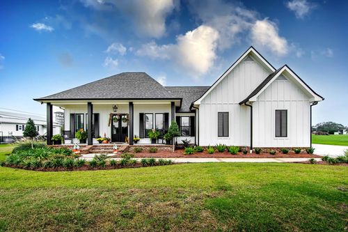 2811 Bayou Blue Rd, Houma, LA, 70364 | Card Image
